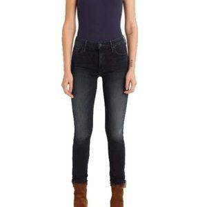 Mother Denim the Looker in Ankle Fray Size 25